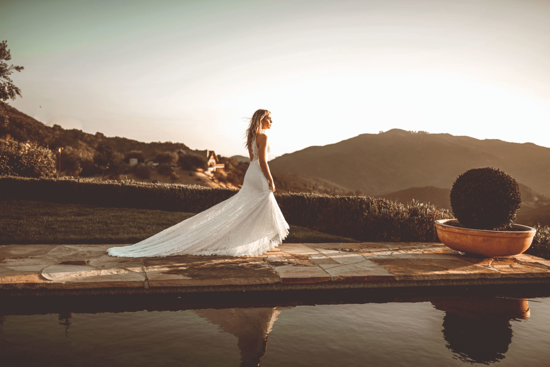 Phoenix wedding dress lovers society paperswan bride wellington christchurch