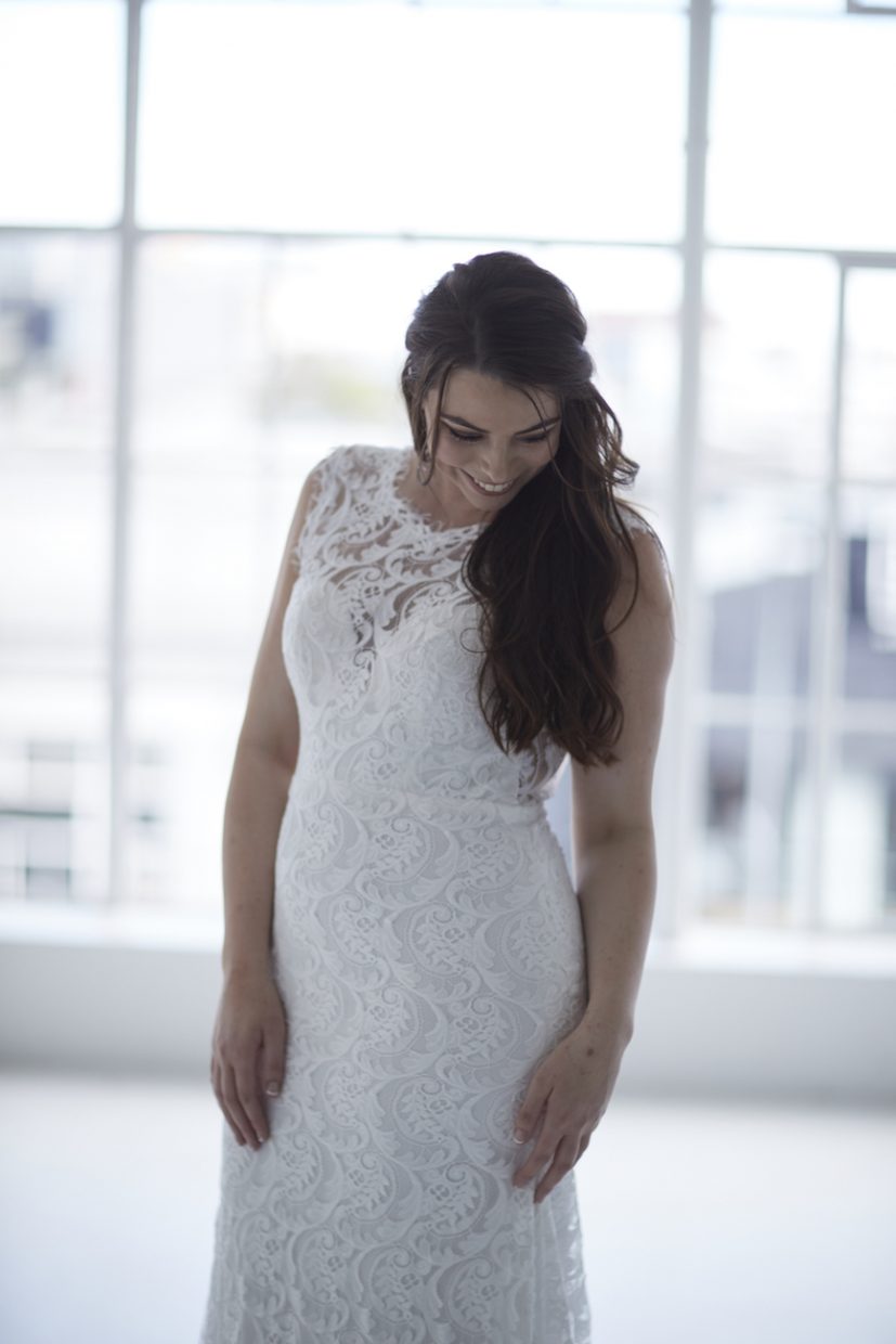 Daisy-Brides-Bluebell-Curve-wedding-dress