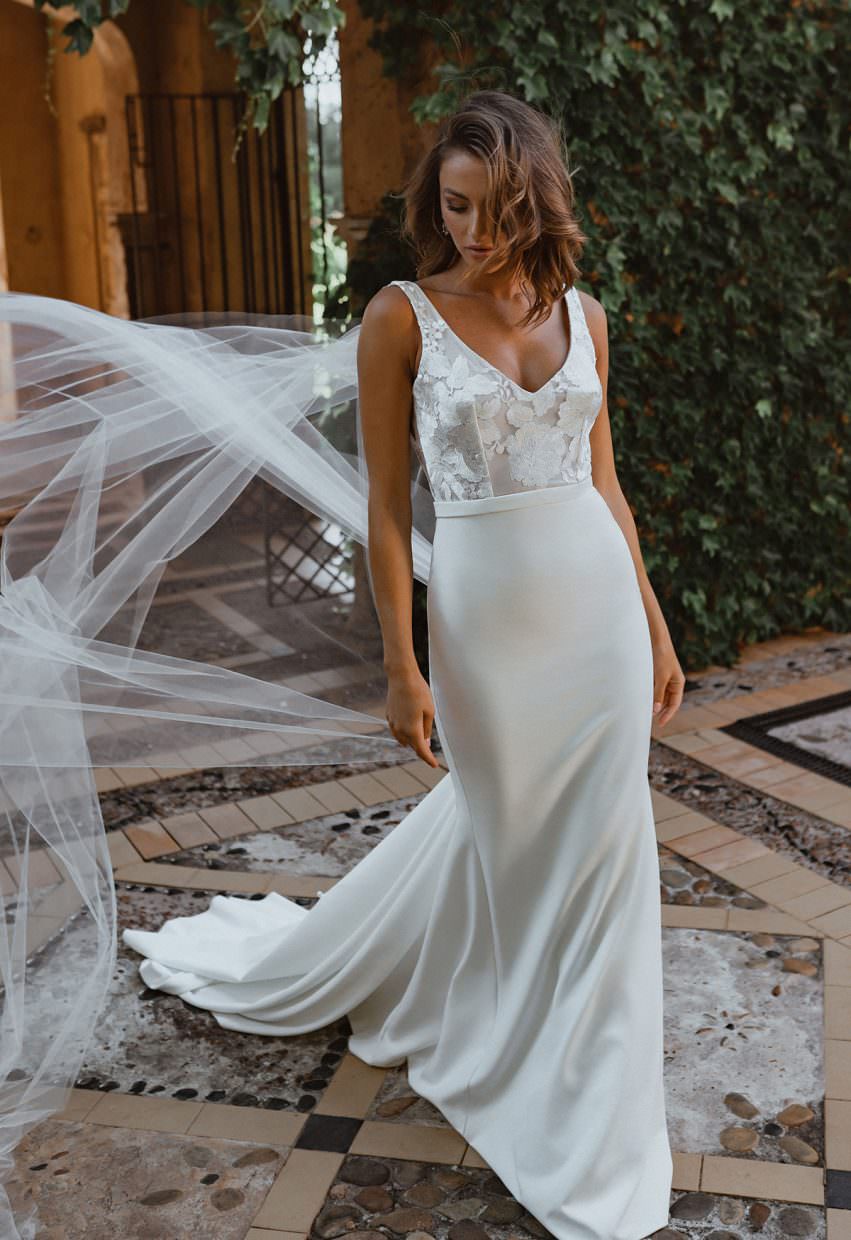 Anna Campbell - Hazel Crepe