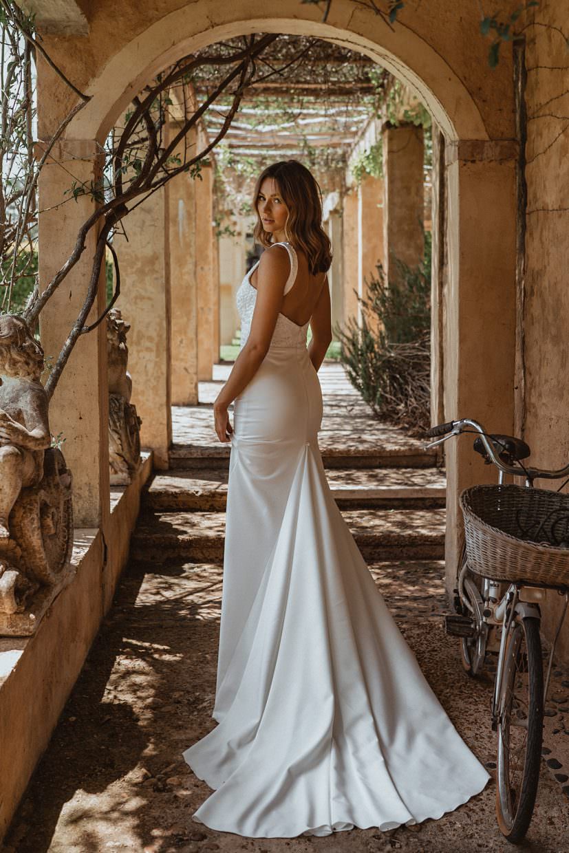 Anna Campbell Milano