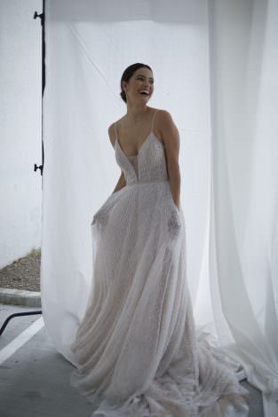 paperswan bride for sale