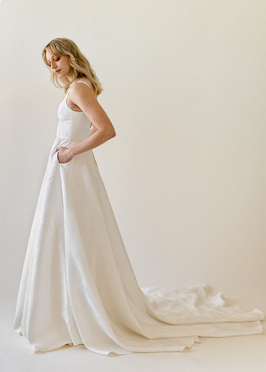 paperswan bride for sale