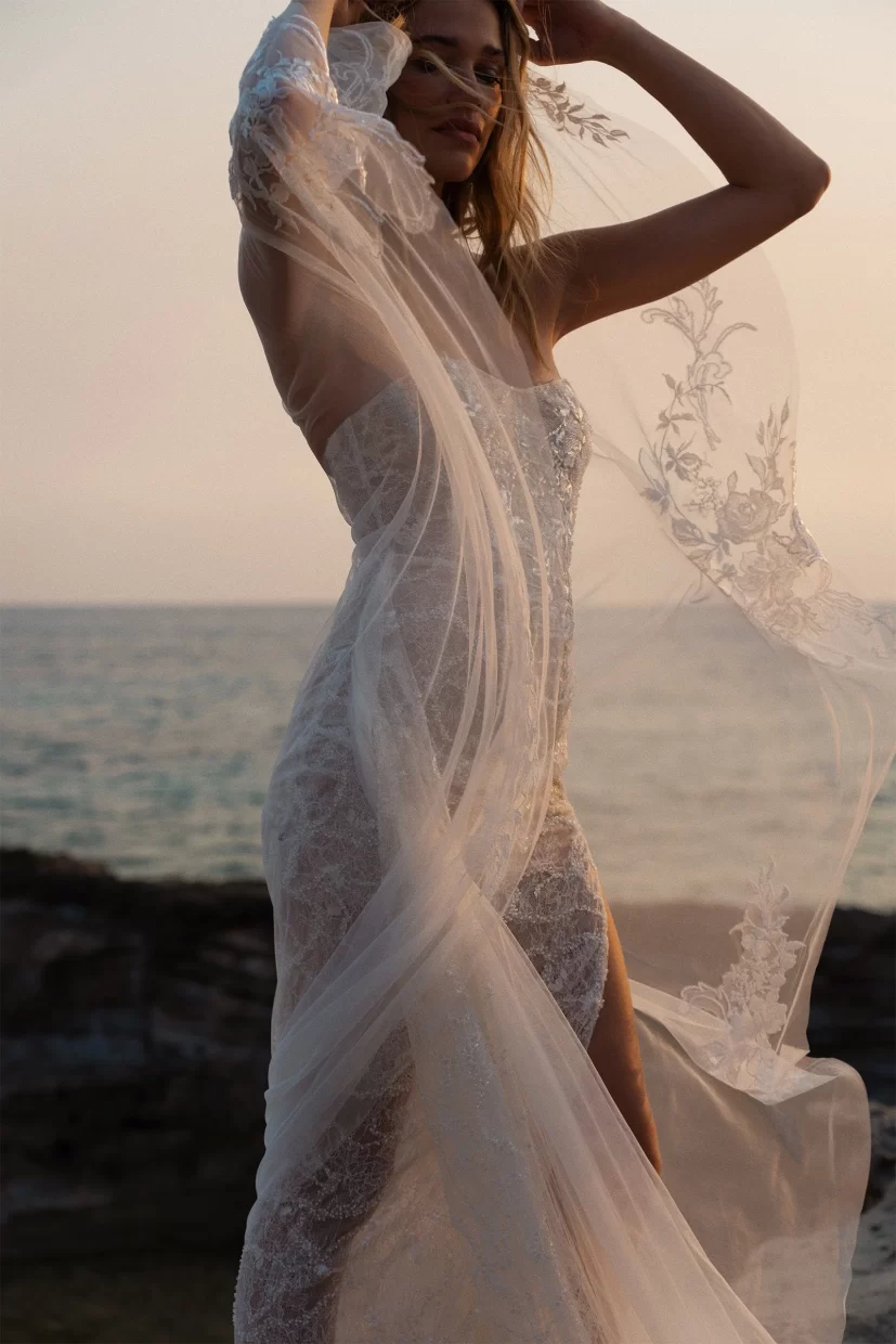 Grace Loves Lace Cartier