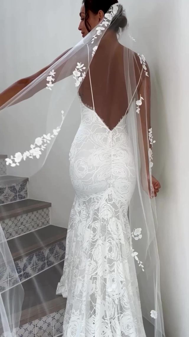 Calling all WELLINGTON BRIDES 📣⁠
The Grace Loves Lace gowns will be traveling down to our Christchurch boutique in November.⁠
⁠
Book your appointment ASAP to try them on in Wellington!⁠