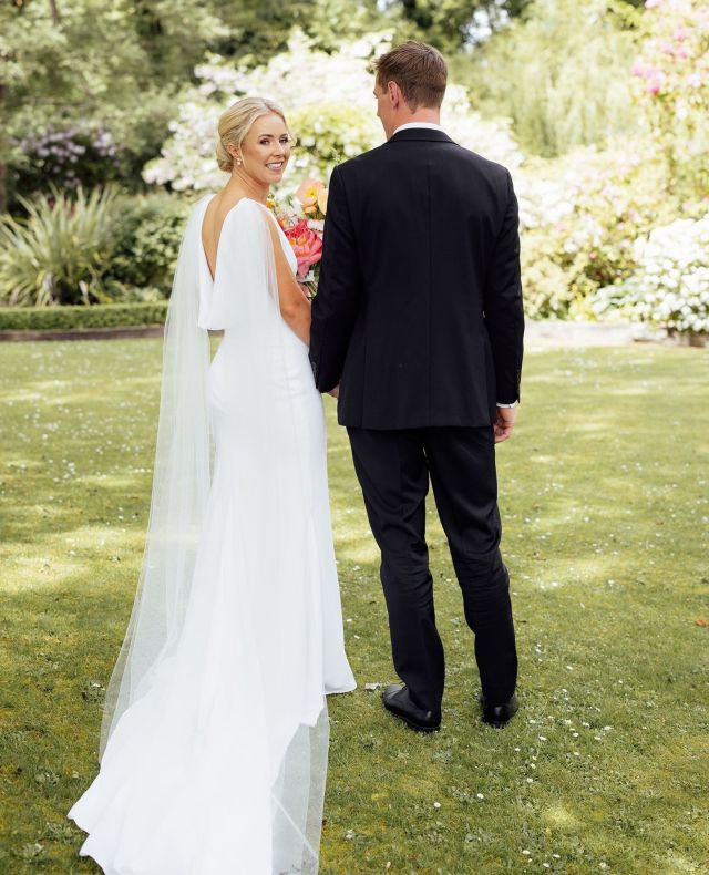 Real Bride // Sarah ❤️⁠
⁠
📷️: @claudiapykephotography⁠
⁠