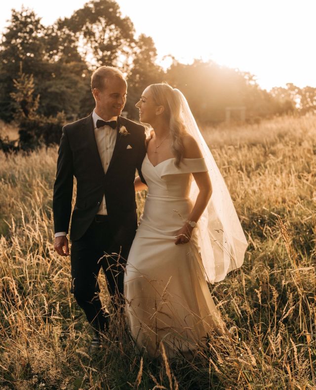 Real Bride // Siobhan 💜⁠
⁠
📷️: @nicolegourleyphotography