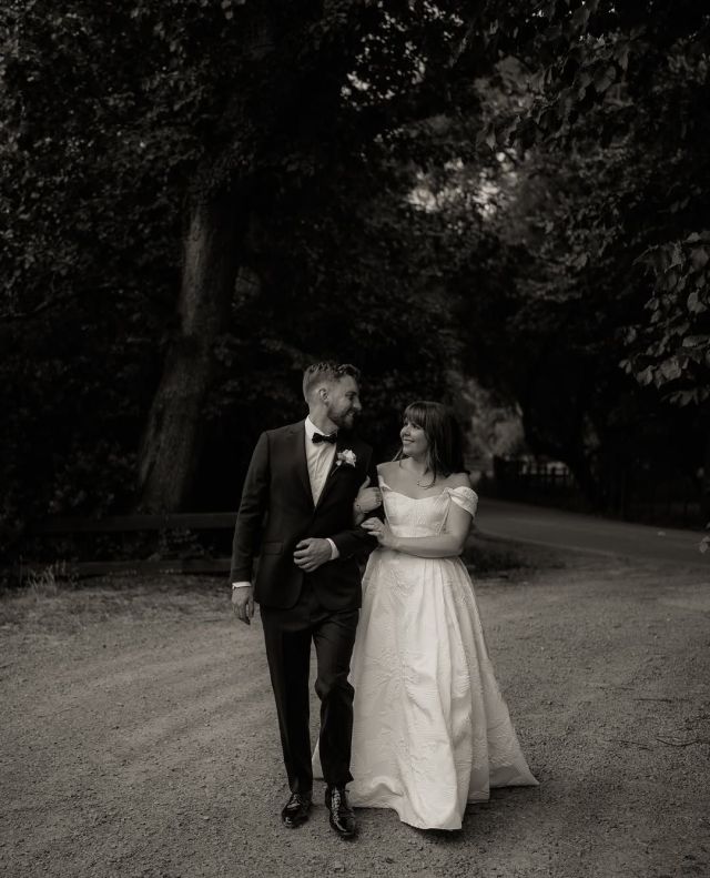Real Bride // Chelsea ❤️⁠
⁠
📷️: @auburn.photography⁠
⁠
------⁠
#wellingtonweddings #realbride #paperswanbride #truvellebride #aucklandweddings #christchurchweddings #nzweddings #2025brides #bridaltrends